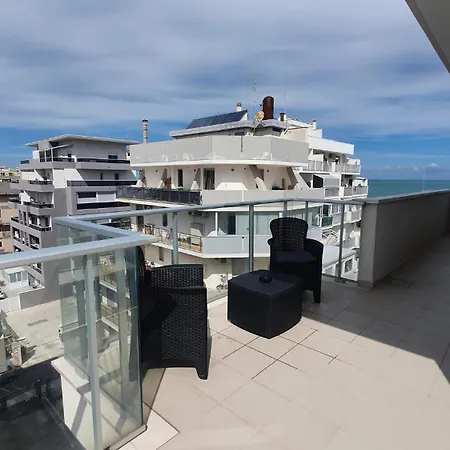Apartament Beachfront 1br Terrace&parking