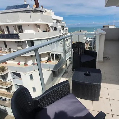 Apartament Beachfront 1br Terrace&parking *