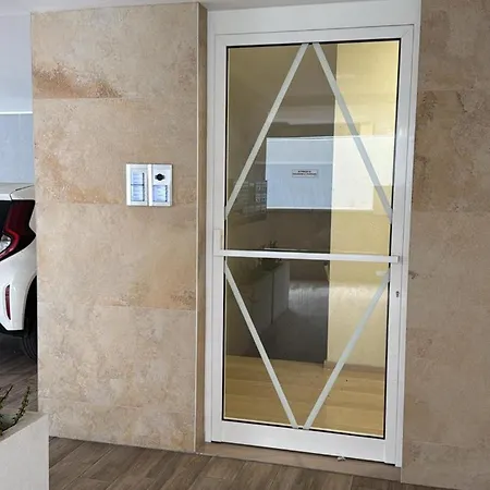Apartament Beachfront 1br Terrace&parking *